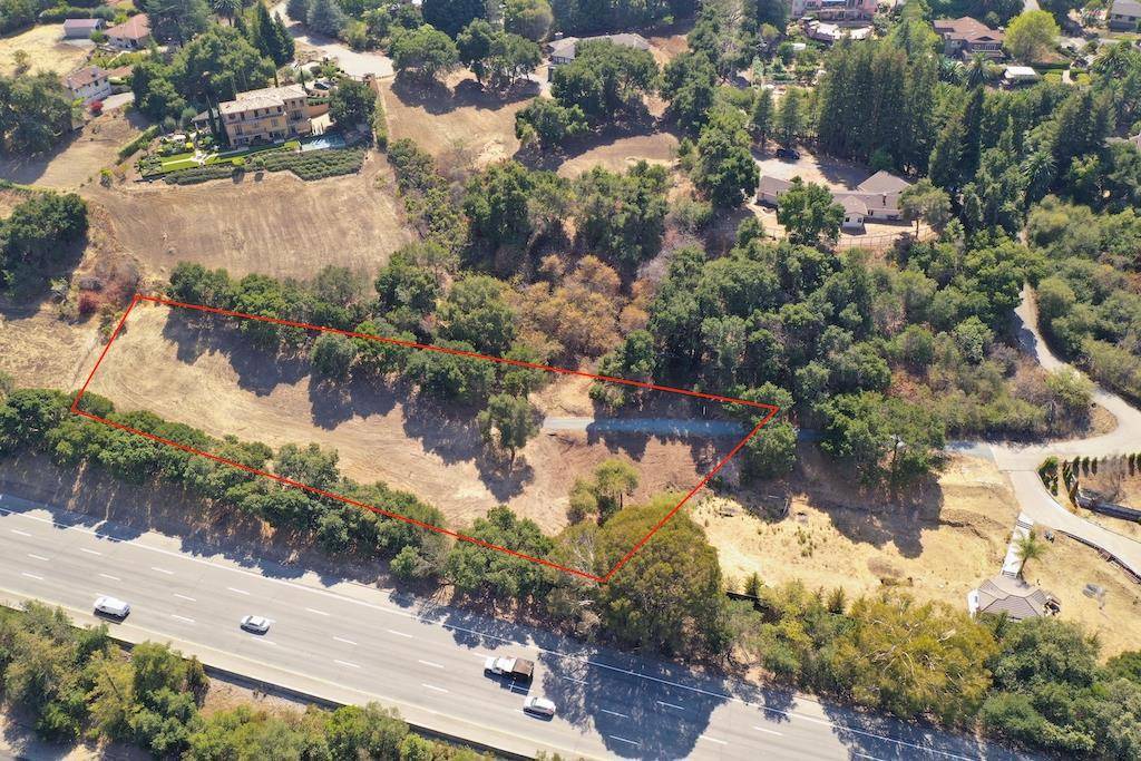 Los Altos Hills, CA 94022,27360 Elena RD