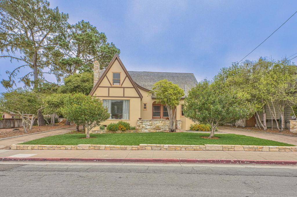 Pacific Grove, CA 93950,817 Congress AVE