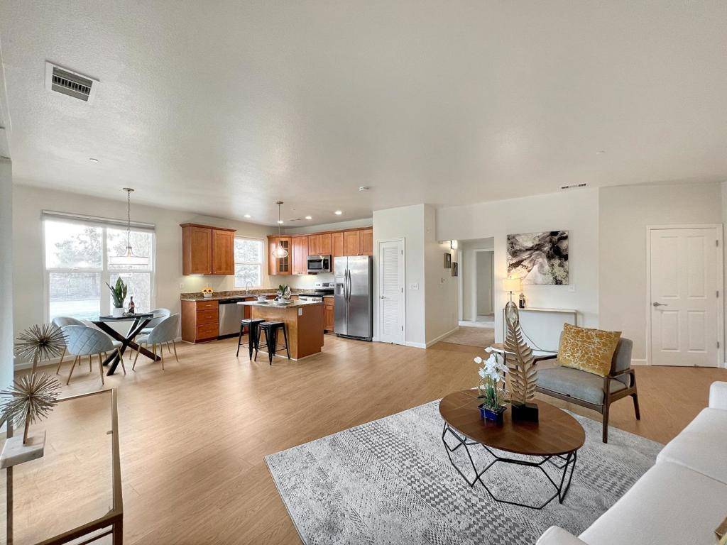 San Jose, CA 95128,1445 Fruitdale AVE #115