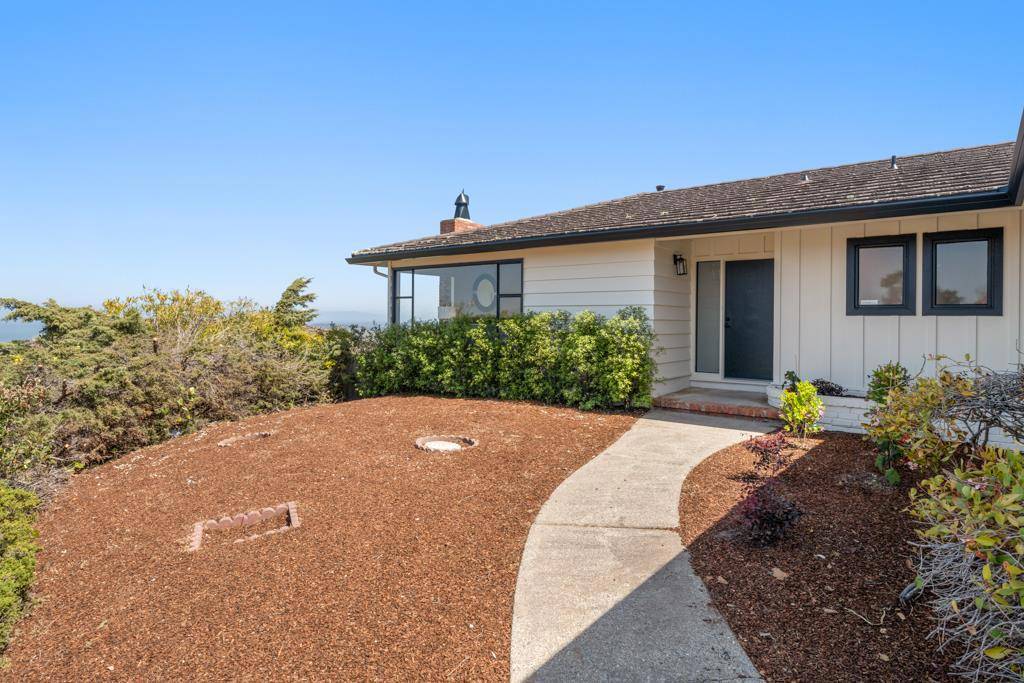 Burlingame, CA 94010,2815 Tiburon WAY