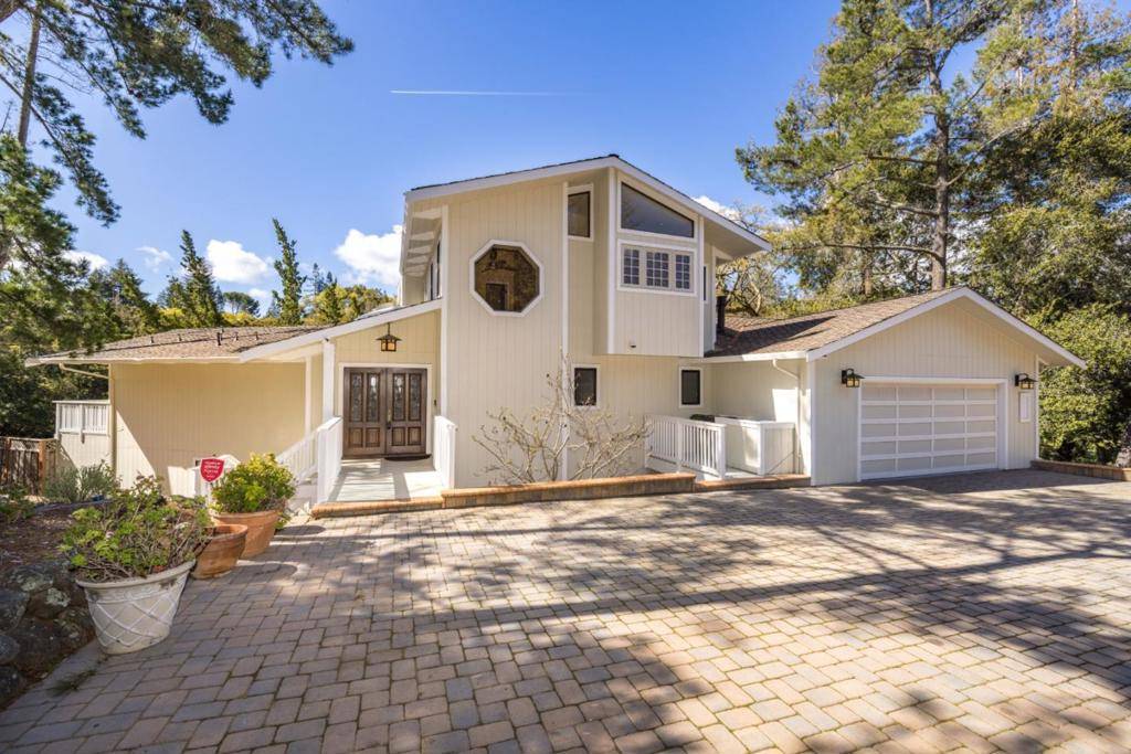 Portola Valley, CA 94028,95 Sausal DR