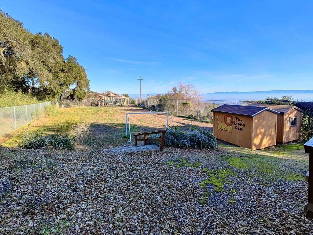 15101 Montebello RD Cupertino, CA 95014