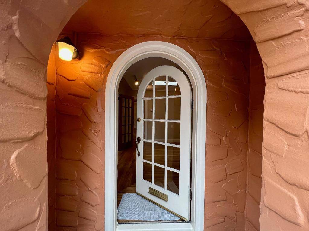 Soquel, CA 95073,2745 Porter ST