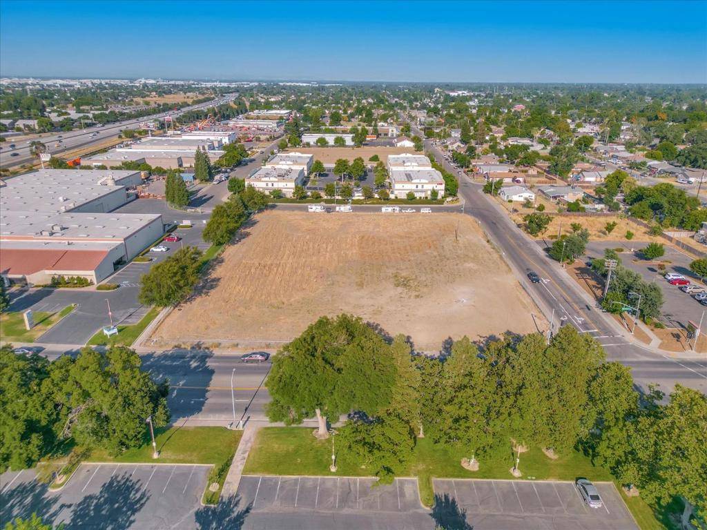 Sacramento, CA 95838,3940 Norwood AVE