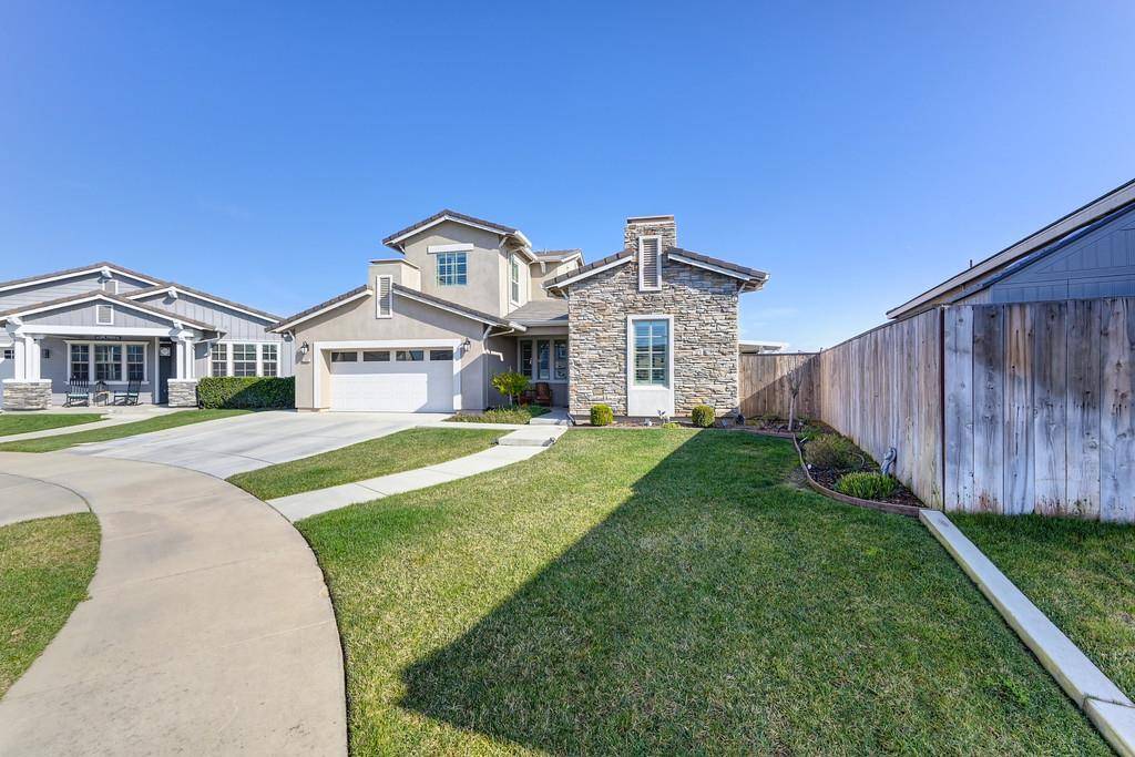 Oakdale, CA 95361,1231 Bluegrass CT