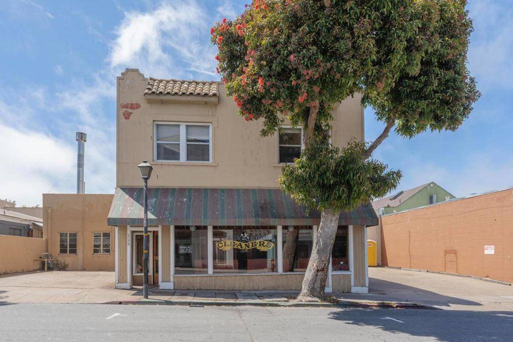 Pacific Grove, CA 93950,222 Grand AVE