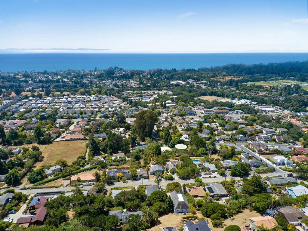 Aptos, CA 95003,7215 Mesa DR