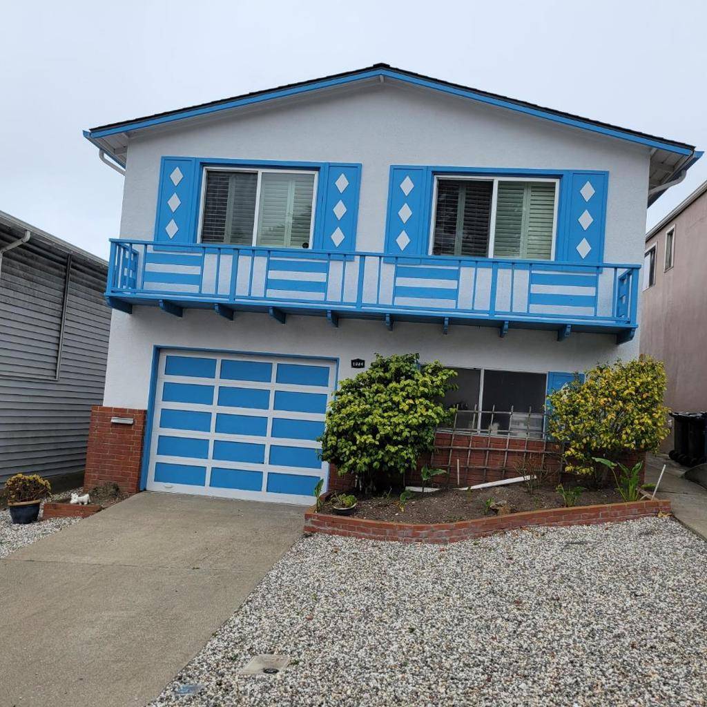 Daly City, CA 94015,1084 Skyline DR