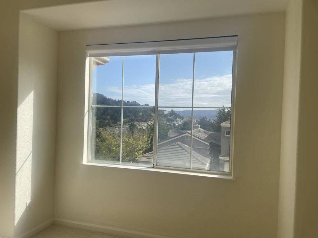 32 Highcrest LN South San Francisco, CA 94080