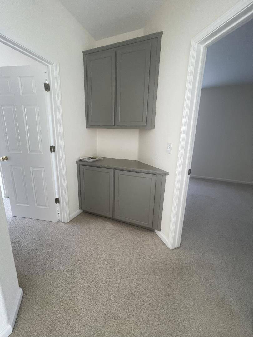 32 Highcrest LN South San Francisco, CA 94080