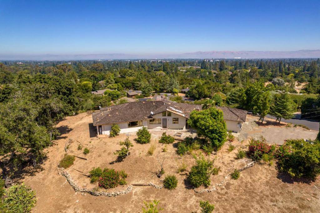 Los Altos Hills, CA 94022,14467 Debell RD