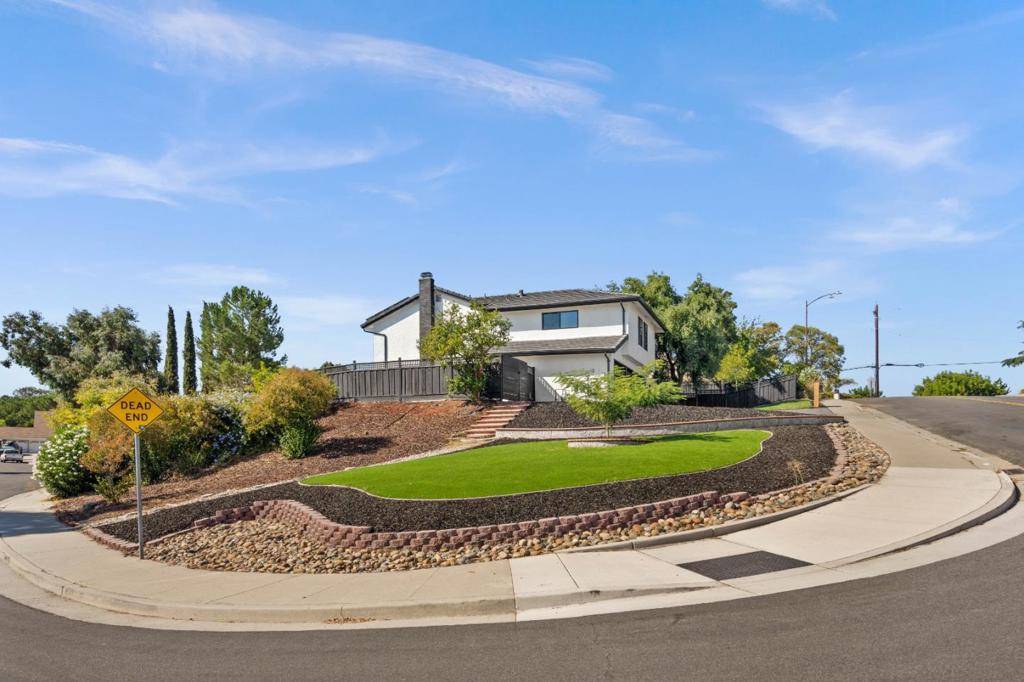 San Jose, CA 95111,4831 Lyric LN
