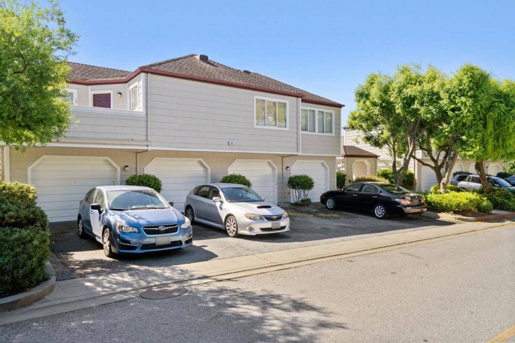 Daly City, CA 94014,783 Green Ridge DR #7