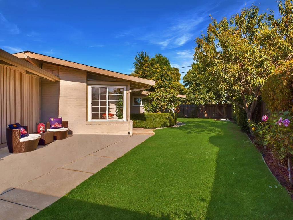 Sunnyvale, CA 94089,1111 Burntwood CT