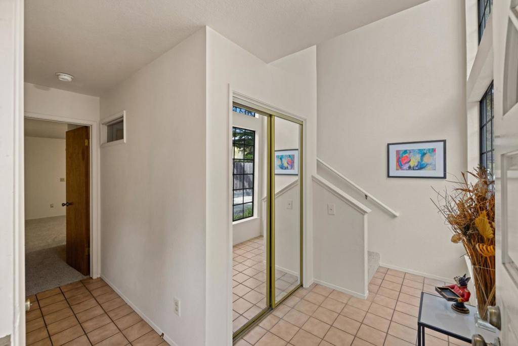 Pacific Grove, CA 93950,1001 Funston AVE #1