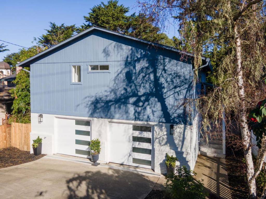 Montara, CA 94037,511 7th ST