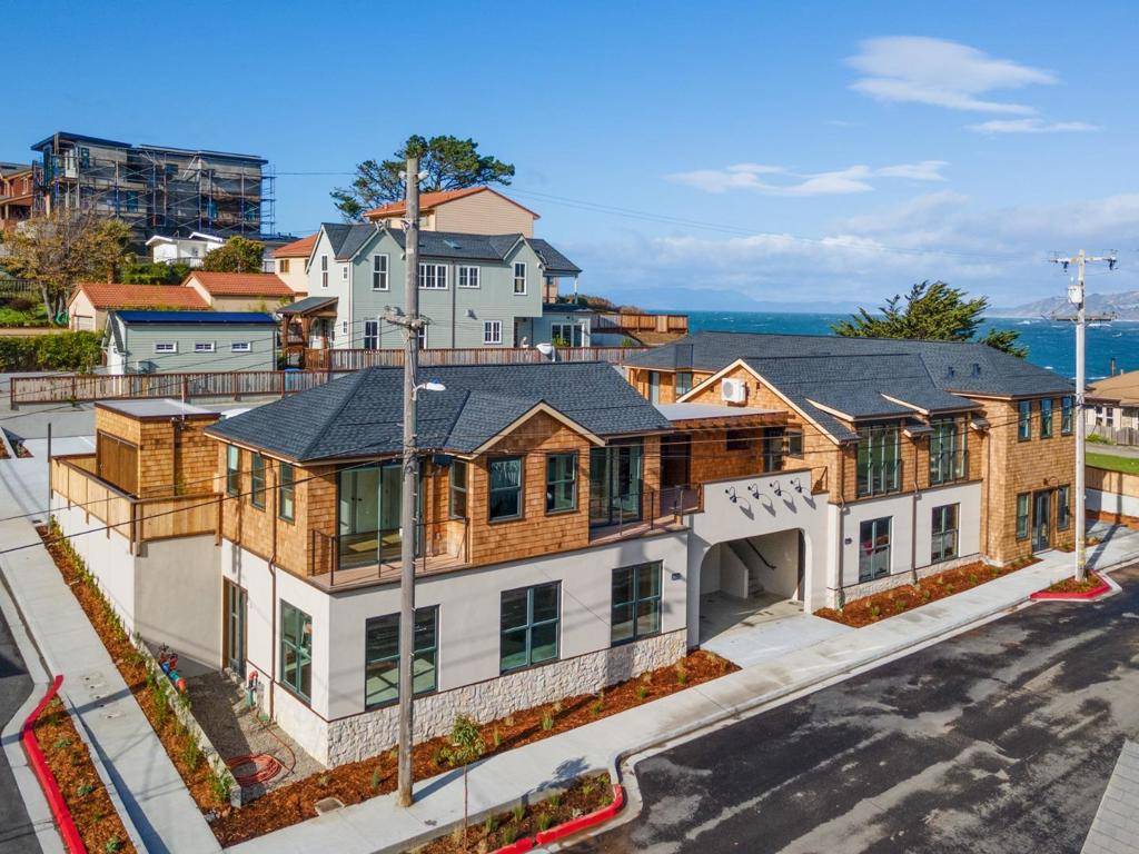Pacifica, CA 94044,1200 Danmann AVE