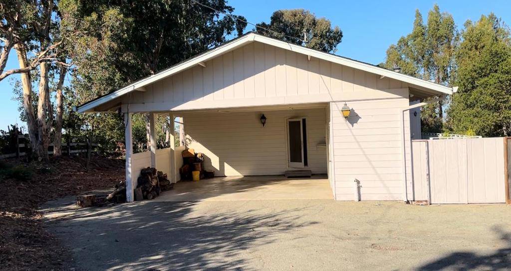 Woodside, CA 94062,506 Eastview WAY