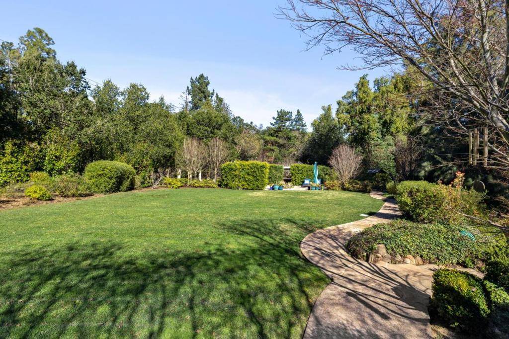 Los Altos Hills, CA 94024,23525 Ravensbury AVE