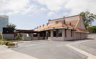 Huntington Beach, CA 92647,0 0000 Beach BLVD