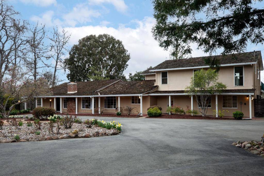 Los Altos Hills, CA 94022,25625 Elena RD