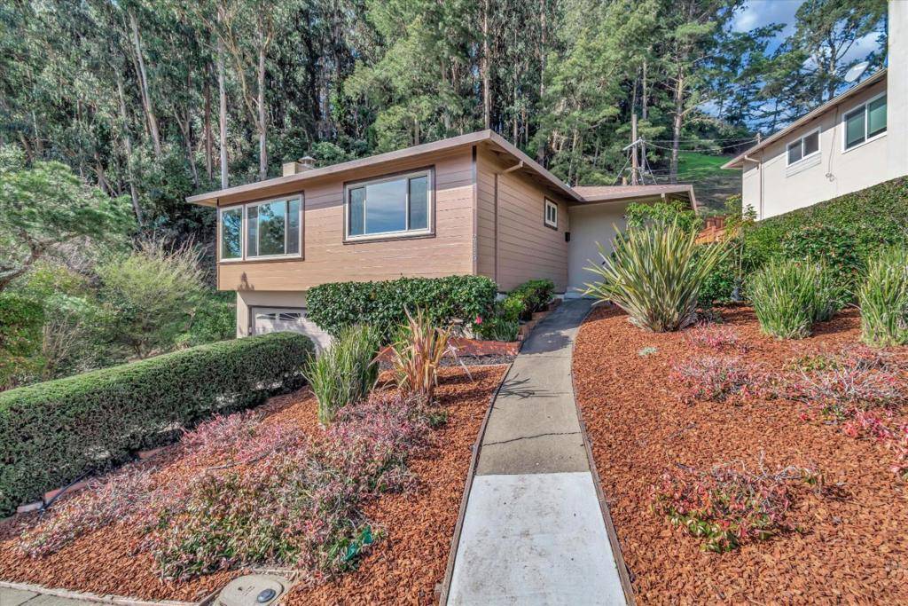 San Bruno, CA 94066,2115 Crestmoor DR