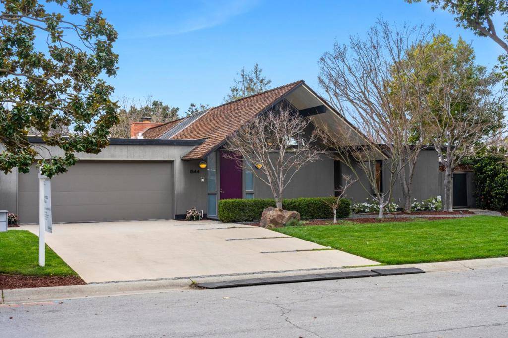 Los Altos, CA 94024,1544 Clay DR