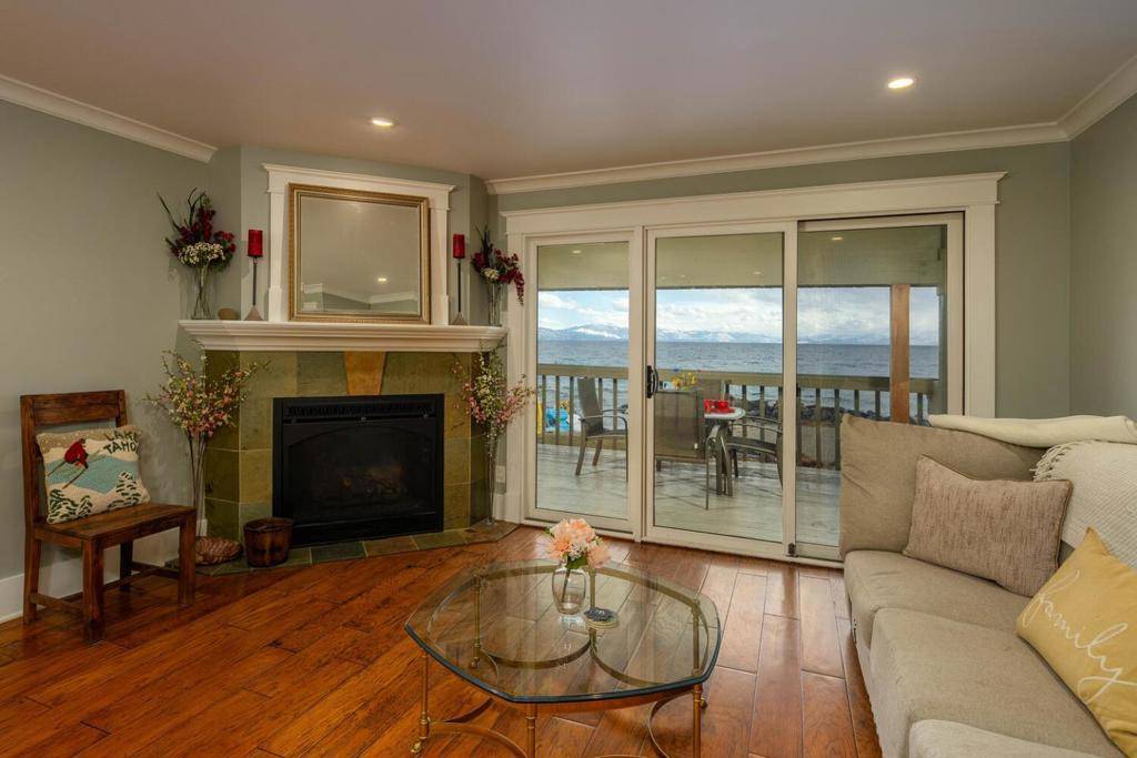 Tahoe Vista, CA 96148,7600 North Lake Boulvard #37