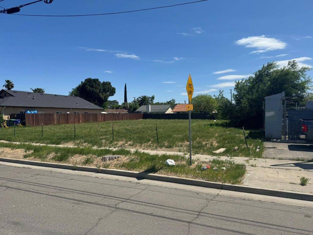 Los Banos, CA 93635,1266 Arizona AVE