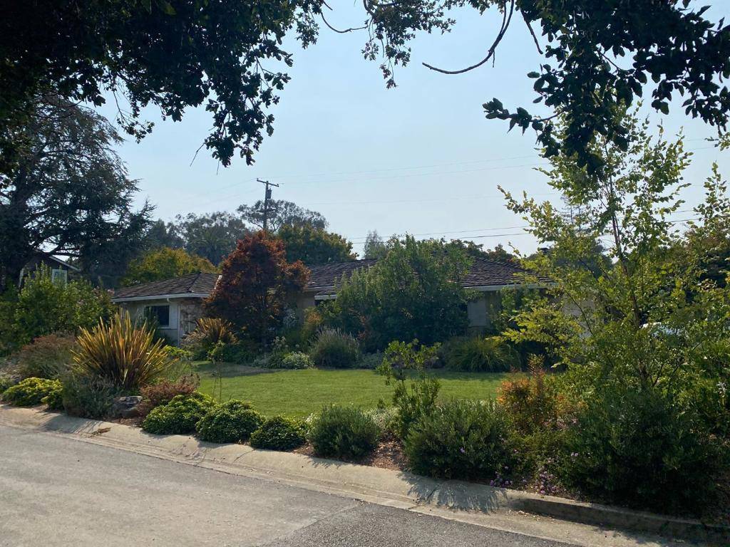 Los Altos, CA 94022,662 Twelve Acres DR