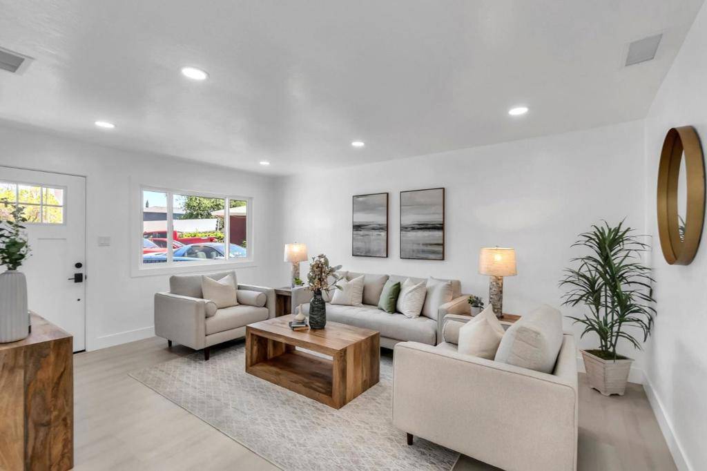San Jose, CA 95111,4657 Tango WAY
