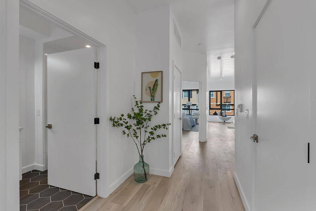 889 Mclellan DR #Unit 205 South San Francisco, CA 94080