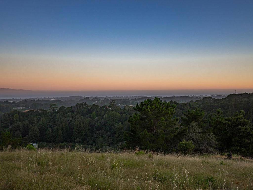 Soquel, CA 95073,415 Muir DR