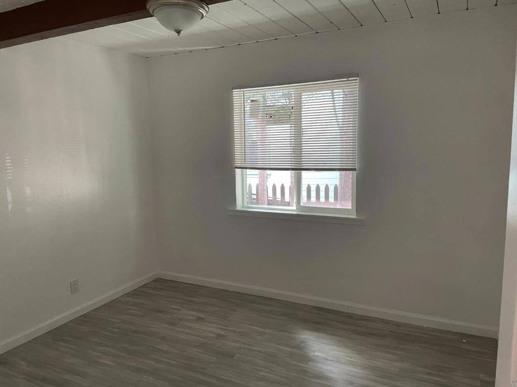 Sunnyvale, CA 94087,1472 Hampton DR
