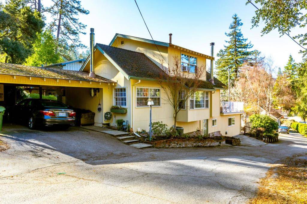 Mount Hermon, CA 95041,19 Pine AVE