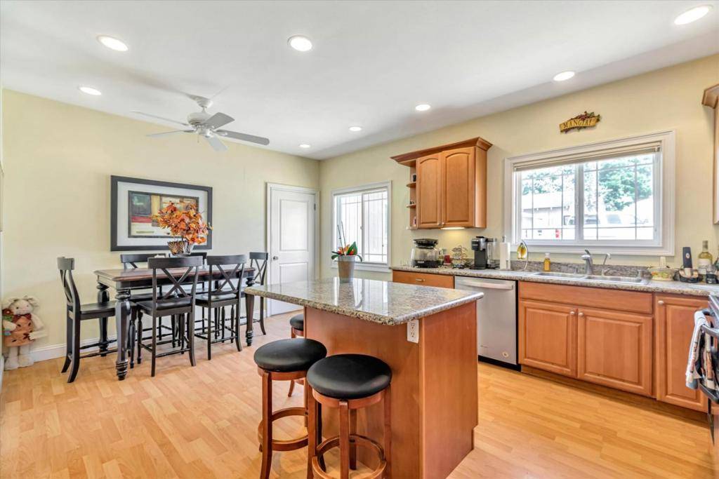 1995 Old Calaveras RD Milpitas, CA 95035