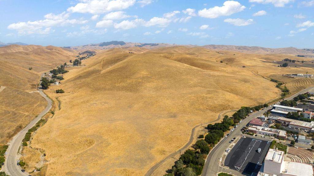 Livermore, CA 94551,1 Collier Canyon RD