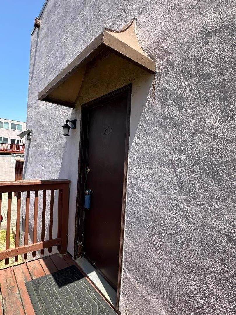 Daly City, CA 94014,575 Villa ST #20