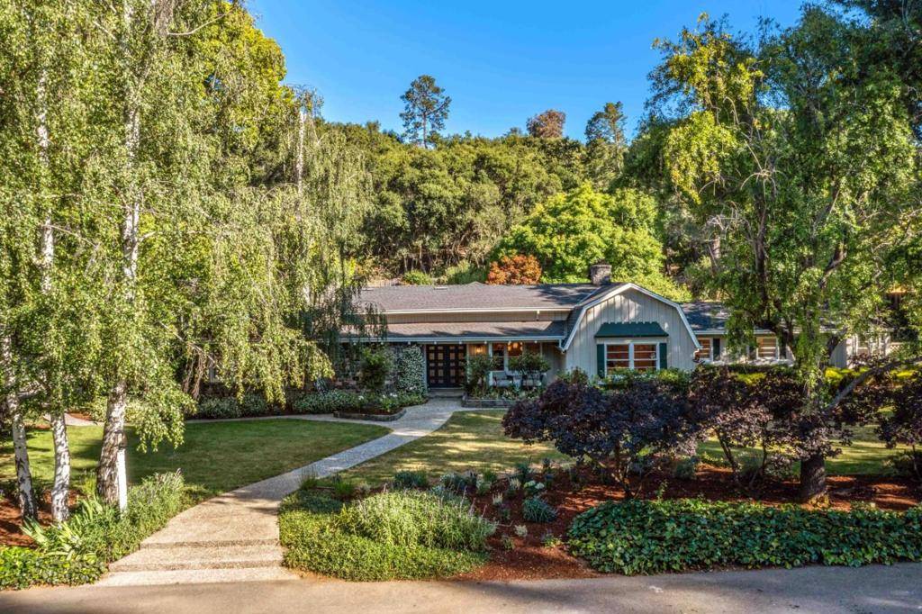 Los Altos Hills, CA 94022,25526 Adobe LN