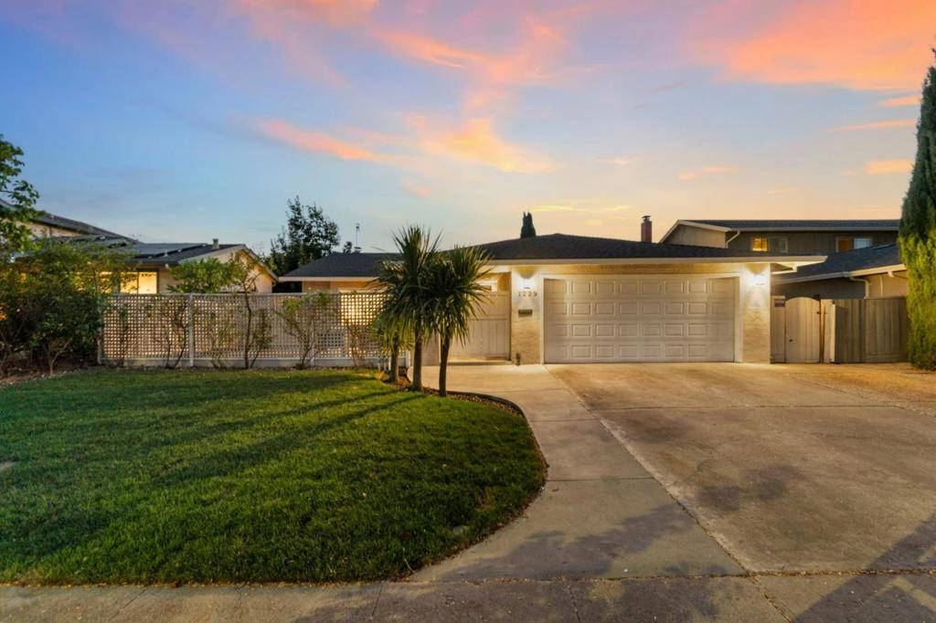 San Jose, CA 95117,1229 Boynton AVE