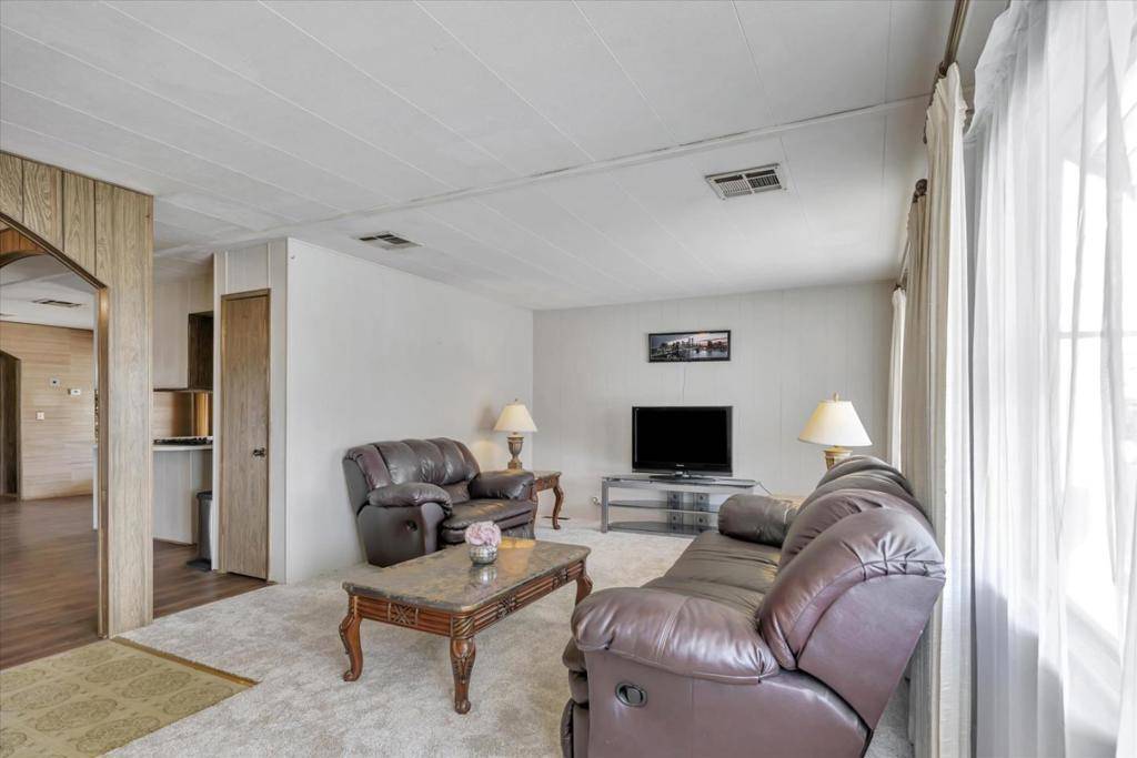 San Leandro, CA 94579,401 Santa Monica ST