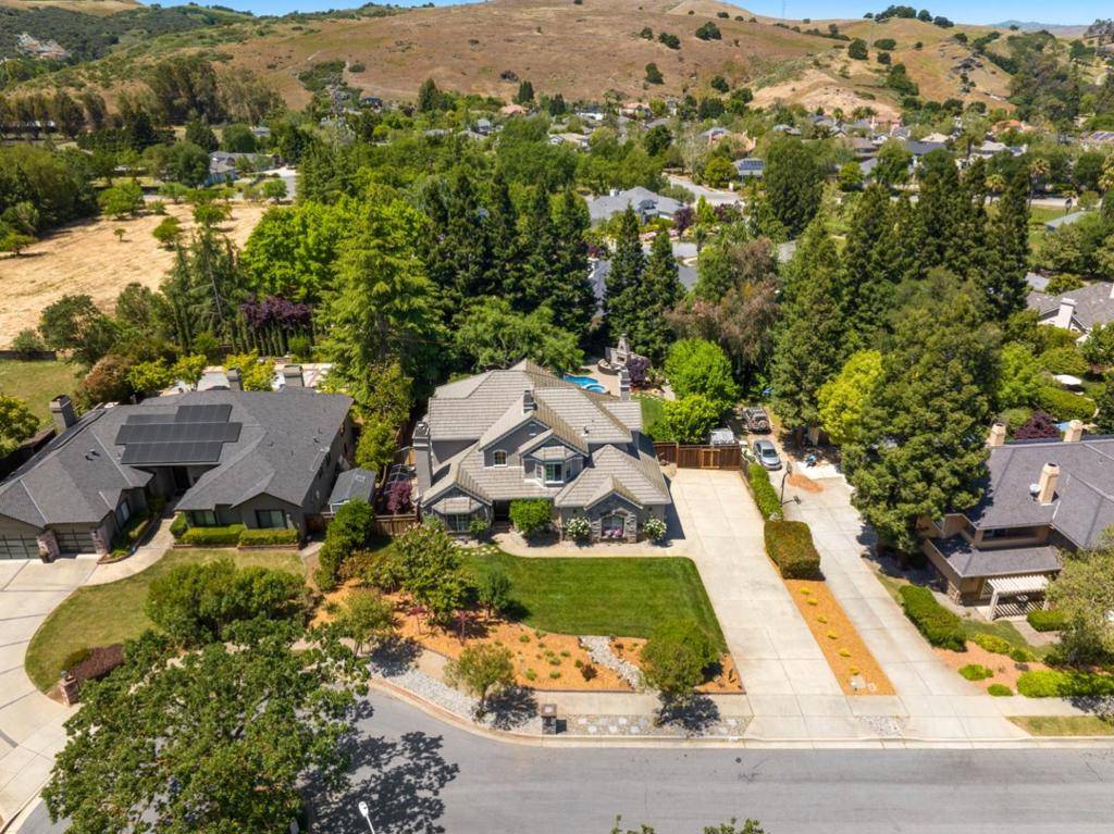 Morgan Hill, CA 95037,655 Sparhawk DR