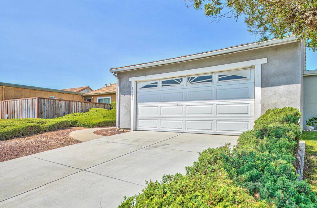 Salinas, CA 93906,1556 Cherokee DR