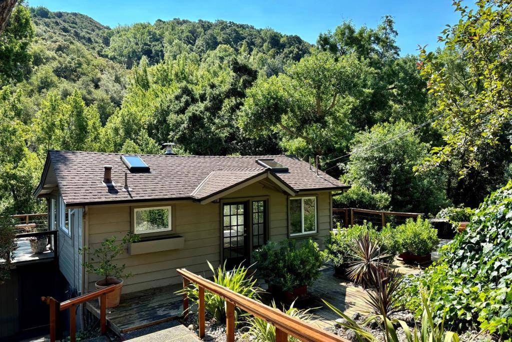 Portola Valley, CA 94028,132 Carmel WAY