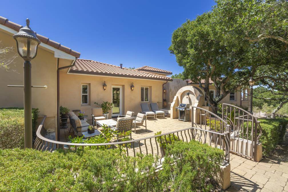 Carmel Valley, CA 93924,25950 Colt LN