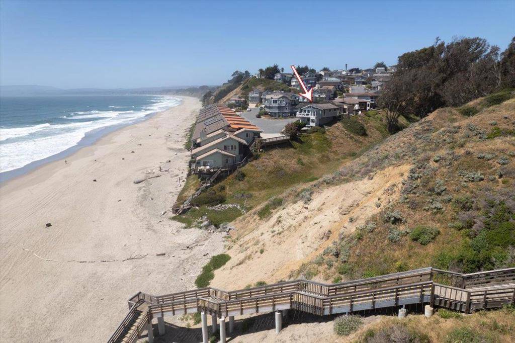 Watsonville, CA 95076,665 Sand Dollar LN