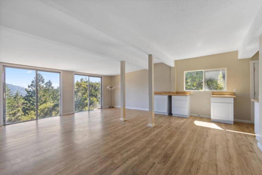 Los Gatos, CA 95033,520 Laguna