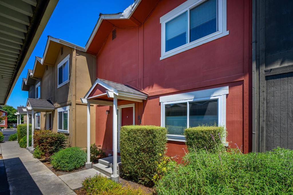 Mountain View, CA 94043,532 Tyrella AVE #27