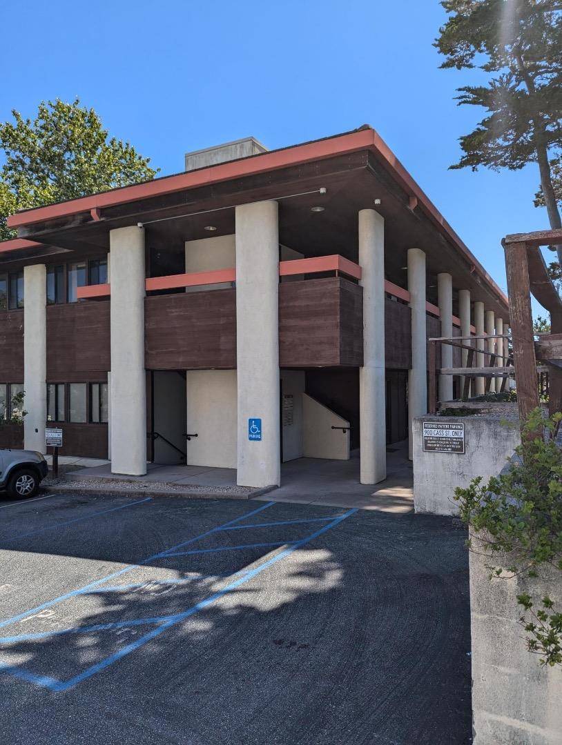 Monterey, CA 93940,900 Cass ST #101