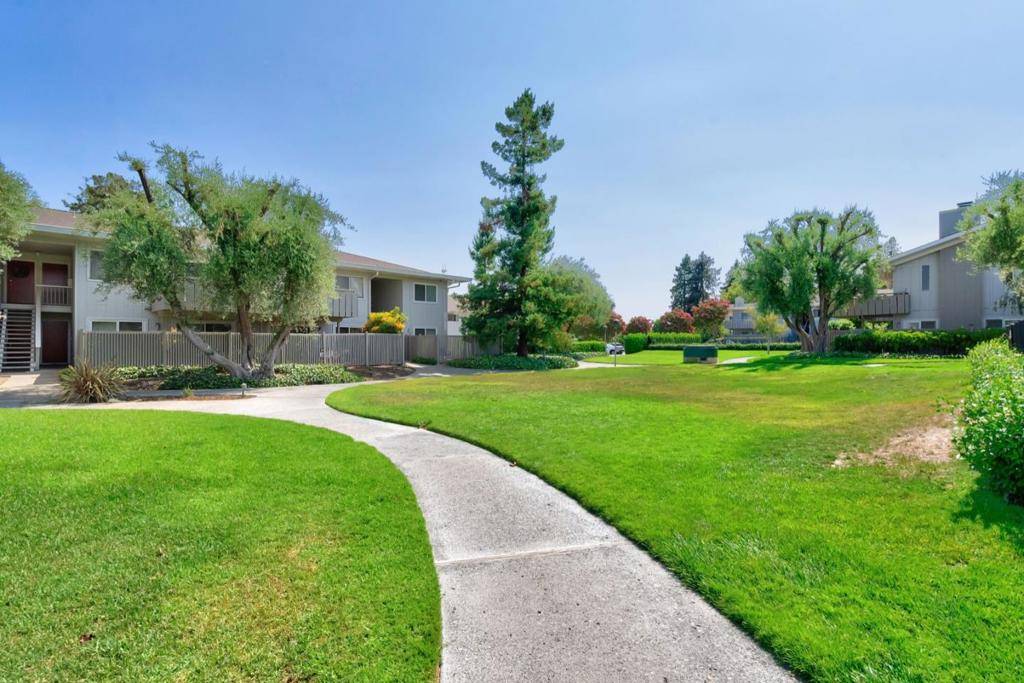 Mountain View, CA 94040,255 S Rengstorff AVE #135